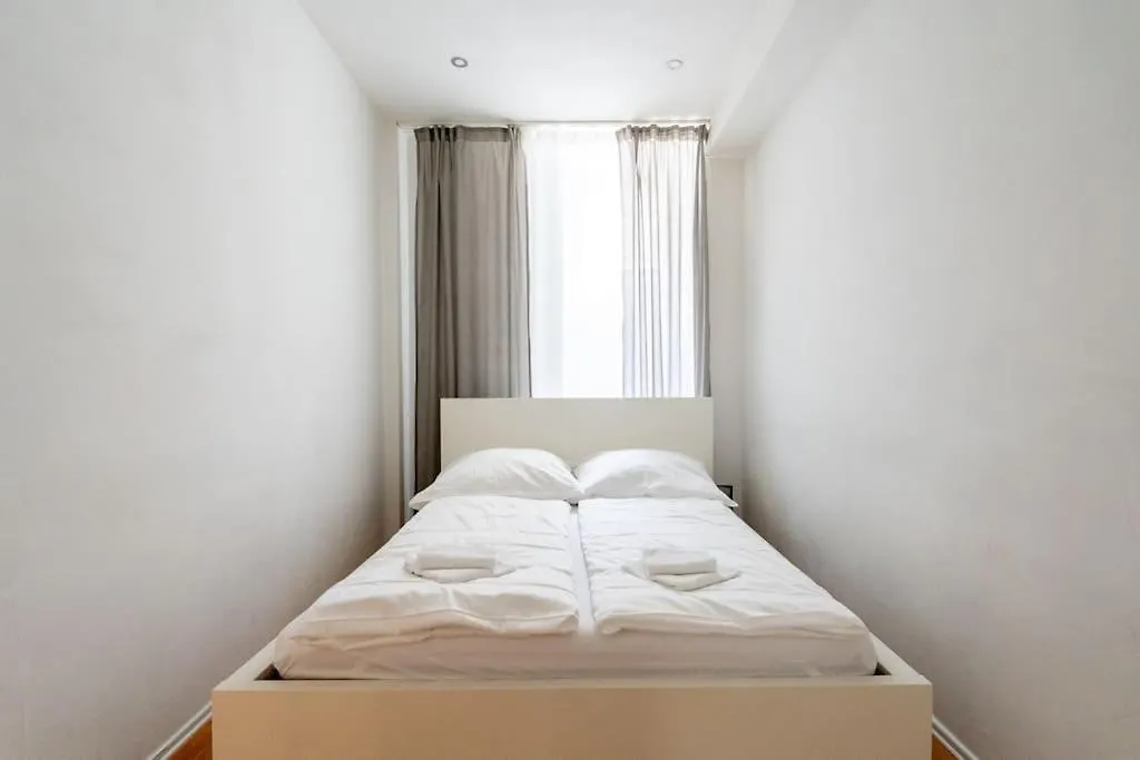 Central Apartment Near Belvedere Vienna