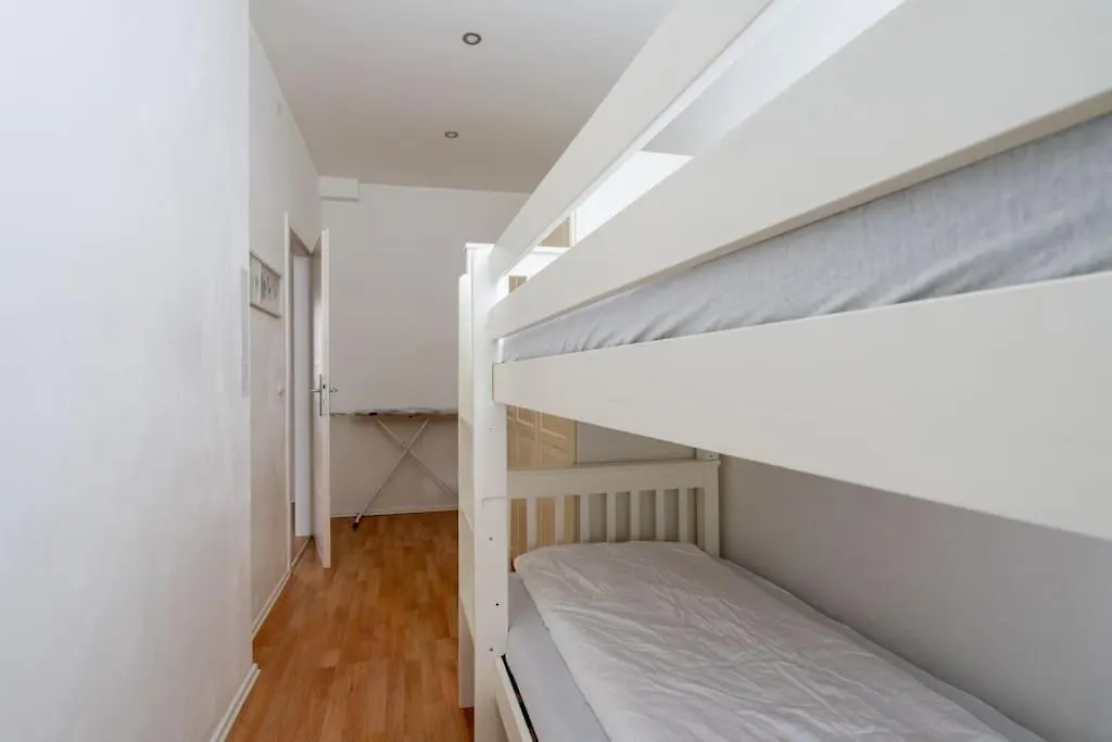 Central Apartment Near Belvedere فيينا