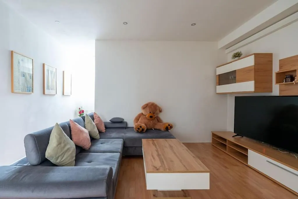 Central Apartment Near Belvedere فيينا